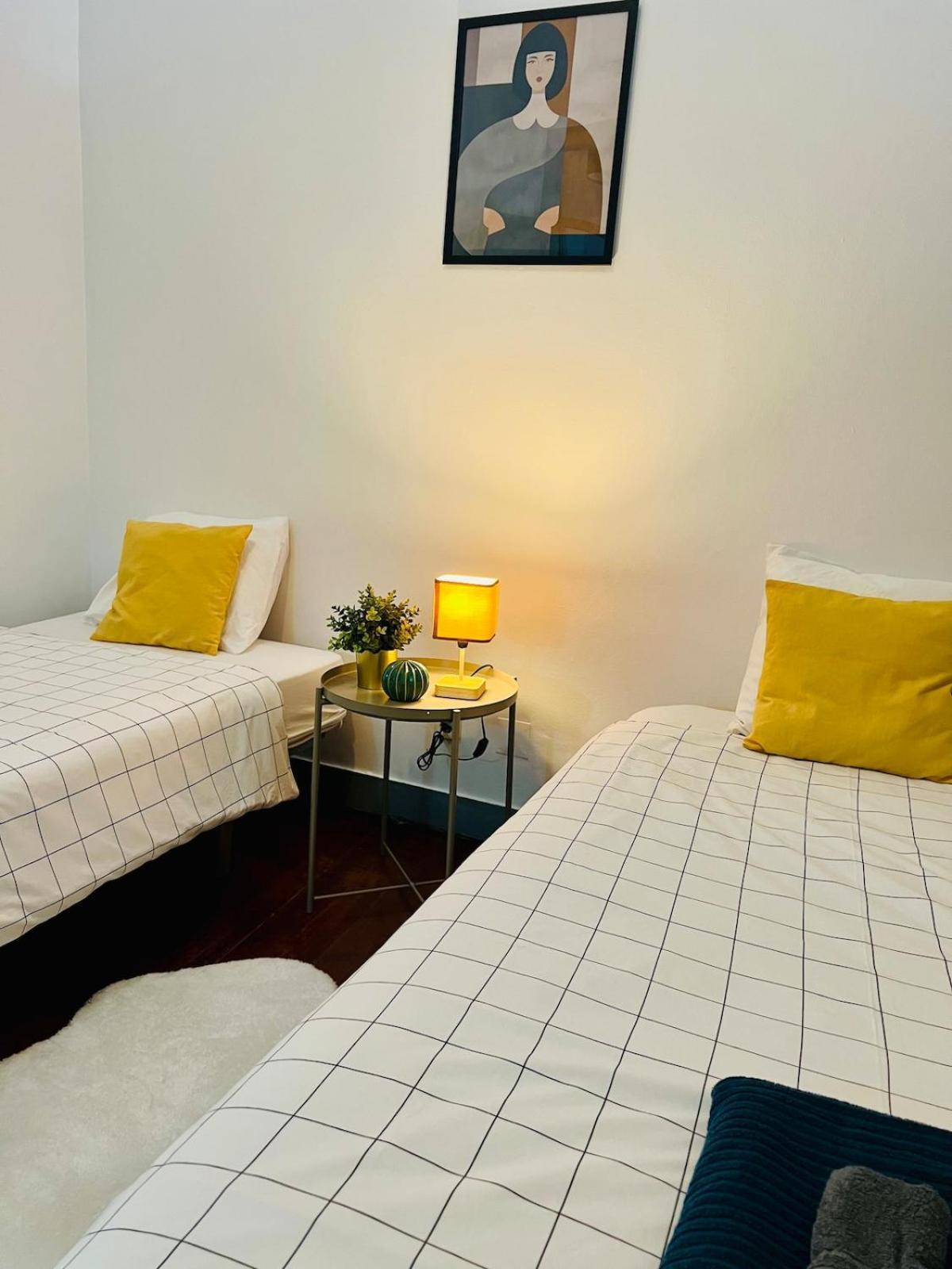 3 Bedroom With Balcony * Lisboa